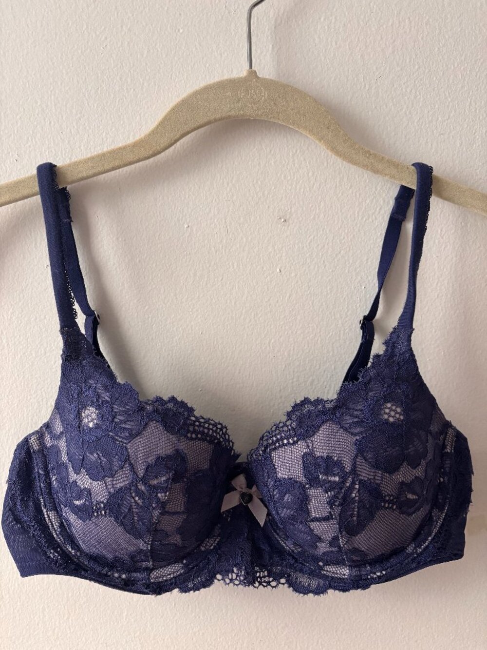 NWOT Victoria's Secret Body by Victoria Blue Lace Demi Bra